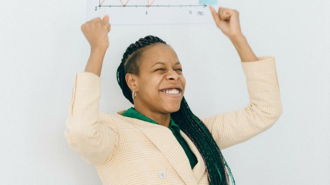 amazon business represented by a smiling businesswoman